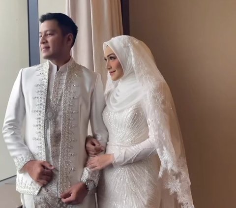 Not Just Any Man, 8 Portraits of Ilham Prawira, Melody Prima's Handsome and Wealthy New Husband