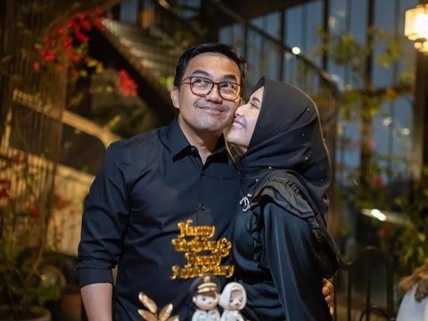 8 Momen Sahrul Gunawan Dapat Kejutan Istimewa di Ultah ke-48 dari Sang Istri, Terharu Sampai Menangis