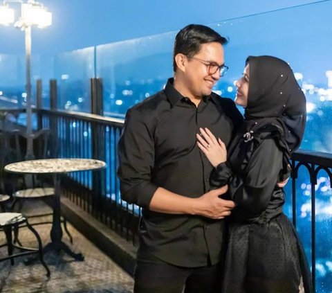 8 Momen Sahrul Gunawan Dapat Kejutan Istimewa di Ultah ke-48 dari Sang Istri, Terharu Sampai Menangis