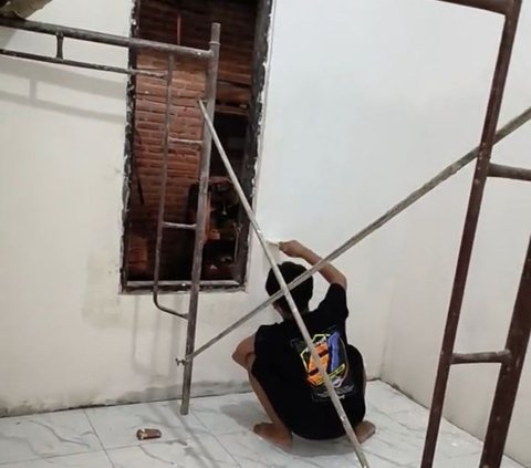 Hampir Selesai, Intip Perkembangan Renovasi Rumah Adit Bocah yang Rawat Kedua Orang Tua yang Sakit Strok