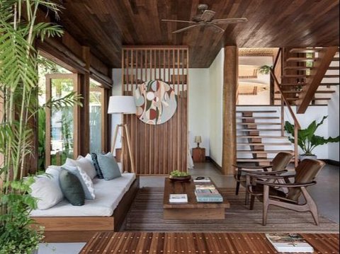 <b>Rumah Bali Modern Nuansa Kayu</b><br>