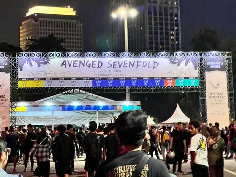 Potret Dul Jaelani Nonton Konser Avenged Sevenfold di Jakarta, Teringat Masa Main Game di Warnet