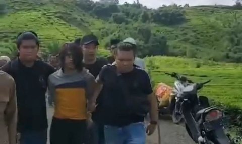 Sembunyi di Kebun Teh, Pemuda Bunuh Ibu Kandung Ditangkap Polisi