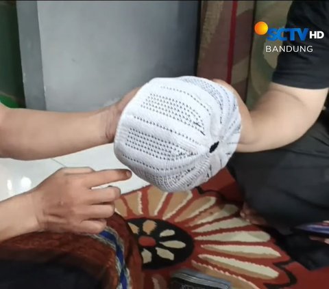 Melihat Produk Kopiah Rajut Cianjur yang Laris Manis Jelang Iduladha, Sampai Dapat Pesanan dari Malaysia