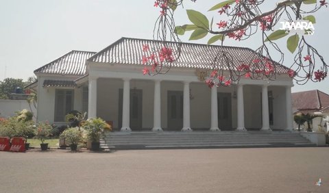Dibangunnya Gedung Karesidenan Banten yang Bergaya Kerajaan Belanda