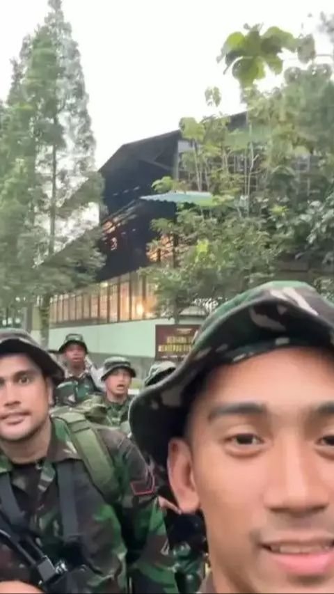 Potret Gagah Daffa Wardhana Ikut Latihan Militer Kopassus, Disebut Cocok Jadi Prajurit