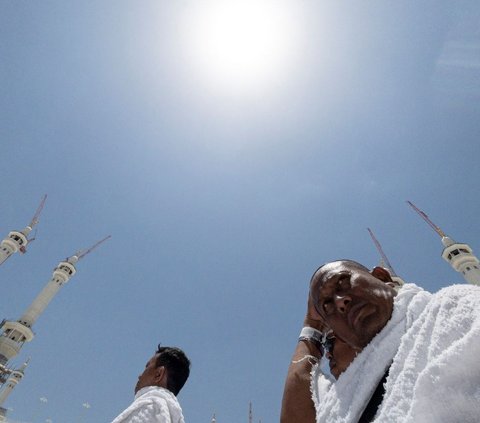 FOTO: Matahari Tegak Lurus di Atas Ka'bah, Inilah Fenomena Rashdul Qiblah, Waktu yang Tepat untuk Menentukan Arah Kiblat