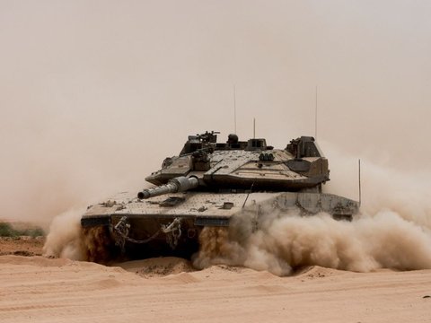 FOTO: Semakin Banyak Negara Mengutuk Serangannya, Israel Kian Brutal Mau Serbu dan Bom Kota Rafah dengan Tank