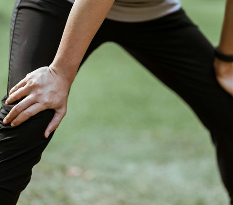 6 Penyebab Asam Urat di Lutut, Begini Cara Mengatasinya