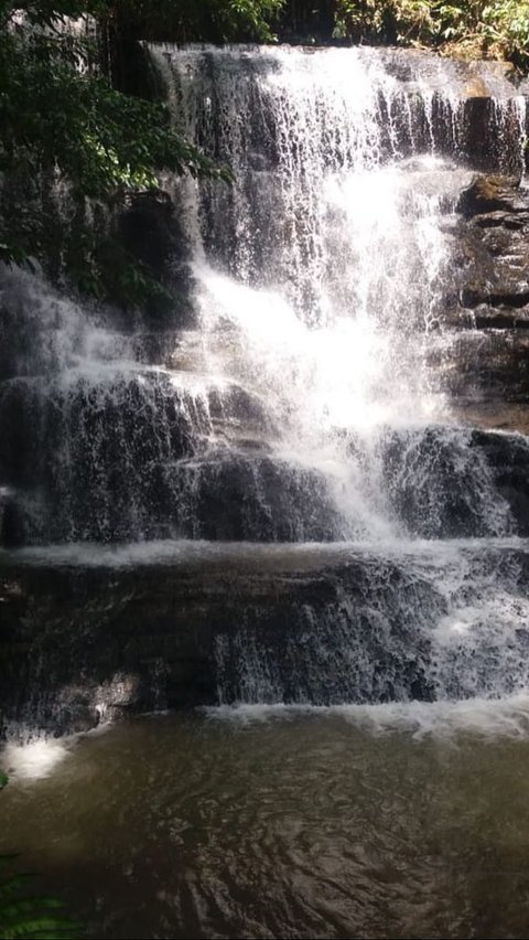 Menengok Keindahan Curug Country Bogor, Dipercaya Jadi Tempat Mendatangkan Jodoh