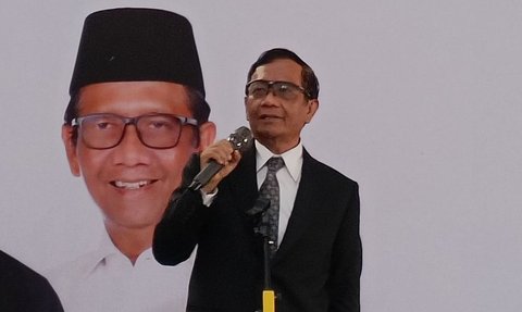 Mahfud MD Duga Motif Revisi UU Kementerian, Polri hingga TNI Dikebut untuk Bagi-Bagi Kekuasaan