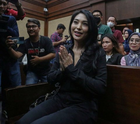 'Biduan' Nayunda Nabila Nizrinah menjadi saksi dalam sidang lanjutan kasus dugaan korupsi di Kementerian Pertanian (Kementan) dengan terdakwa Syahrul Yasin Limpo (SYL) di Pengadilan Tindak Pidana Korupsi (Tipikor) Jakarta, Rabu (29/5/2024). Foto: Liputan6.com / Angga Yuniar