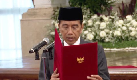 Sebelumnya, Prabowo Subianto dan Gibran Rakabuming Raka akan dilantik sebagai Presiden-Wakil Presiden terpilih periode 2024-2029 pada 20 Oktober 2024. 