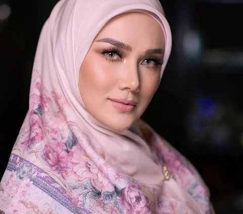 Disebut The Real Barbie Indonesia, Potret Lawas Mulan Jameela saat Sedang Tidur Ramai Jadi Perbincangan