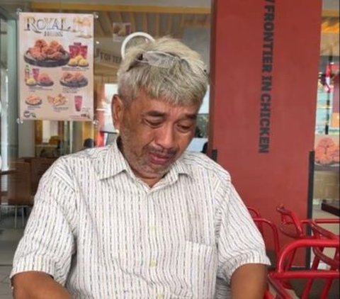 Father's Moment of Just Watching His Daughter Eat Makes Him Touched, the Story Behind It Makes Netizens Even More Touched
