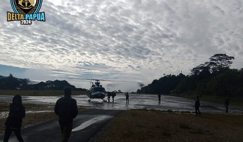 Aparat keamanan gabungan TNI-Polri merespons tegas kekejaman Kelompok Kriminal Bersenjata (KKB) di Distrik Homeyo, Kabupaten Intan Jaya, Papua Tengah.<br>