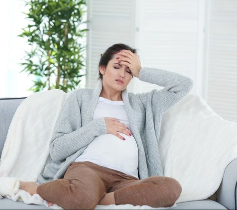 Causes of Pregnant Women Losing Appetite, From Hormones to Mental