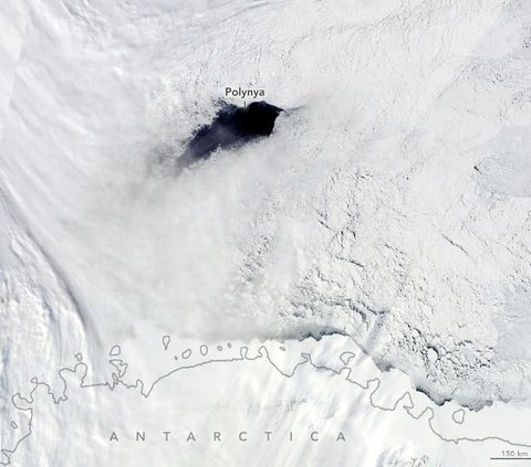 Mystery of the Giant Hole in Antarctica that Appears and Disappears