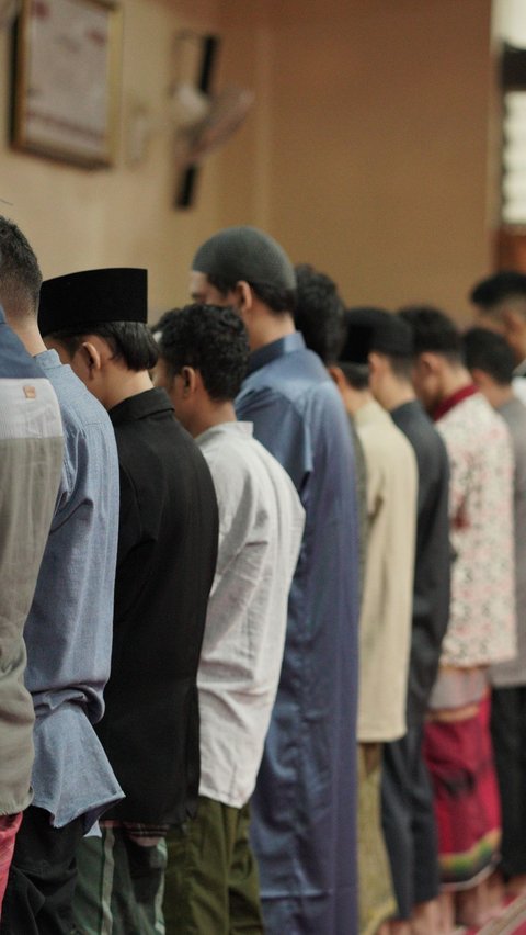 Jangan Sampai Meninggalkan Sholat Jumat! Pahalanya Setara 4 Kali Naik Haji dalam Sebulan, Begini Penjelasannya