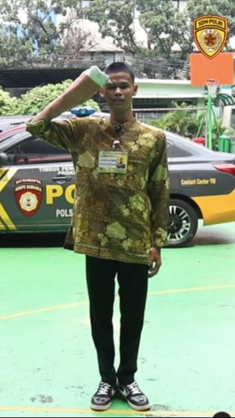 Tangan Masih Diperban, ini Janji Casis Korban Begal ke Kapolri Usai Lolos jadi Bintara<br>