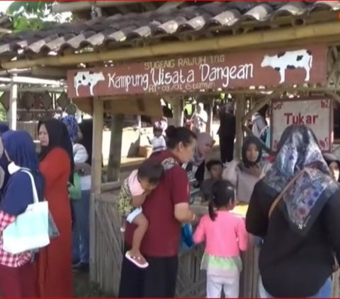 Mencicipi Jajanan Tradisional di Pasar Ngatpaingan Boyolali, Kental Nuansa Pedesaan Tempo Doeloe