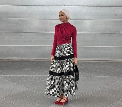 Tips to Make Your Hijab Outfit More Exciting with a Combination of Patterned Skirts