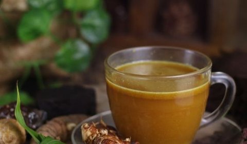 <b>Resep Jamu Jahe Kunyit Daun Salam Pandan</b><br>