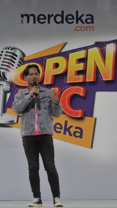 Curhatan Kocak Pejabat Daerah di Panggung Open Mic Merdeka Session 2 Bertema 'Pejabat Serba Bisa'