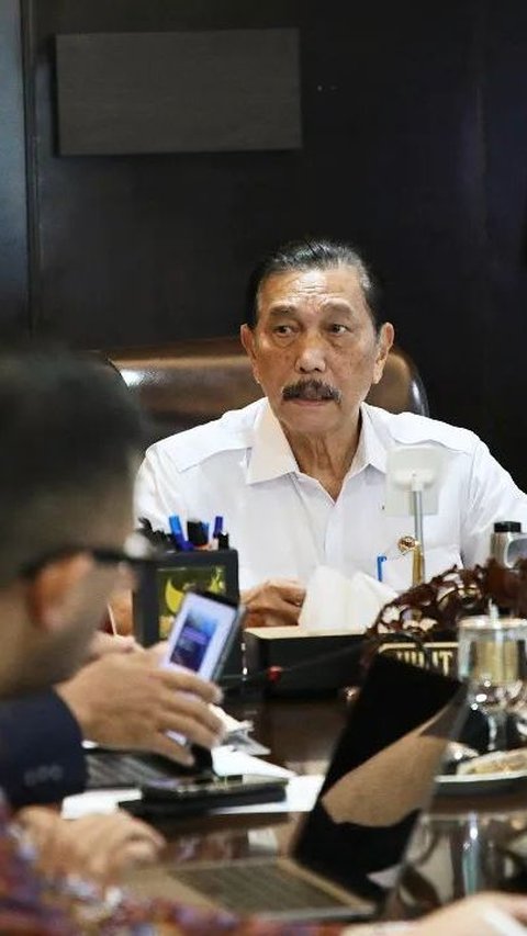 Gunakan Minyak Jelantah Jadi Bahan Bakar Pesawat, Luhut Sebut Indonesia Bisa Untung Rp12 Triliun