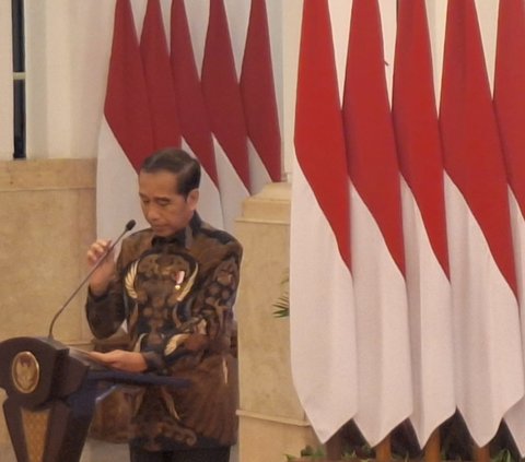 Jokowi Respons Putusan MA Terkait Batas Usia Cagub, 3 Kali Bilang Belum