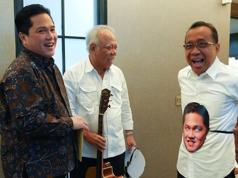 These Two Ministers Made Erick Thohir Want to Cry on His Birthday