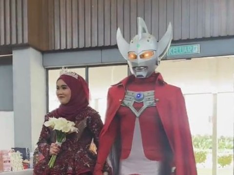 Viral Wedding, Groom Wears Ultraman Costume: 'My Wife Knows How Important This is in My Life'