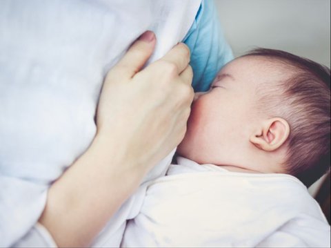 Apparently, This is the Trigger for Severe Headaches in Mothers While Breastfeeding
