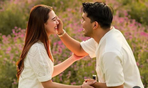 7 Fakta Anak Pertama Perempuan tentang Cinta, Pasangan Tepat untuk ke Pelaminan?