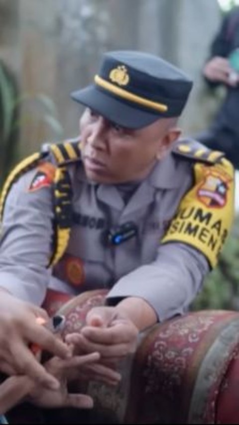 Pemulung Kaget Didatangi Jenderal Polisi, Hampir Pingsan karena Belum Makan