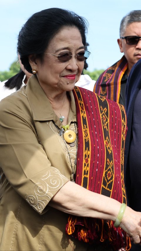 Upacara Harlah Pancasila 1 Juni: Jokowi di Riau, Megawati di Ende<br>