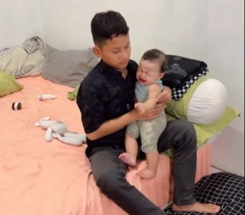 The Sweetness of Taking Care of a Baby Brother with an 11-Year Age Difference