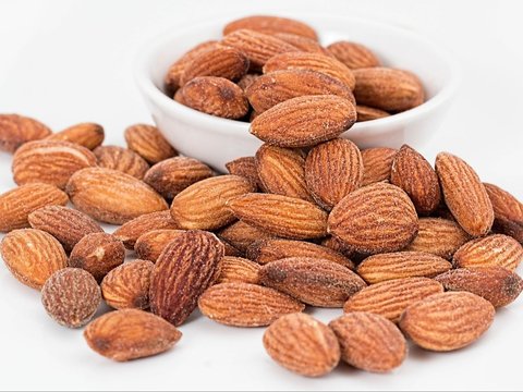 Kandungan Nutrisi Kacang Almond