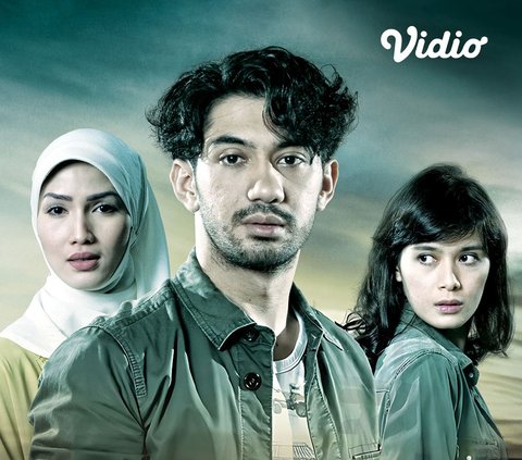 When God Falls in Love, Reza Rahadian Confronted by Three Women