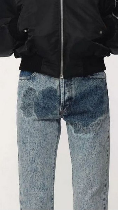 These Jordanluca Jeans with Pee Stains Sold for US$811 | trstdly ...