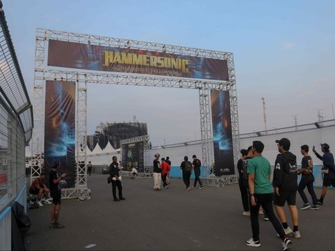 FOTO: Antusiasme Pencinta Musik Keras Hadiri Festival Musik Hammersonic 2024 di Jakarta