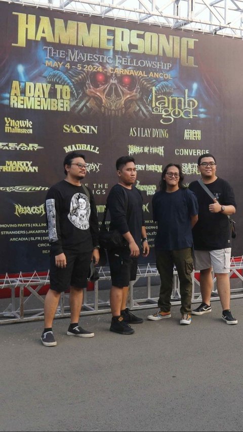 FOTO: Antusiasme Pencinta Musik Keras Hadiri Festival Musik Hammersonic 2024 di Jakarta