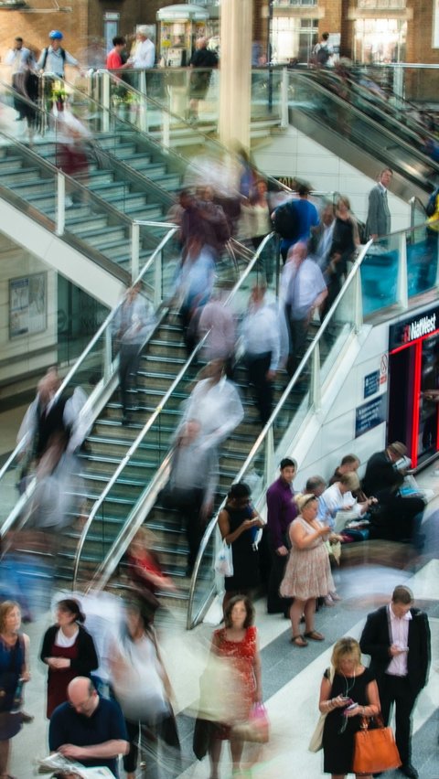 Perkelahian antar pelajar sering dikaitkan dengan perilaku negatif/menyimpang hingga pelanggaran hukum.