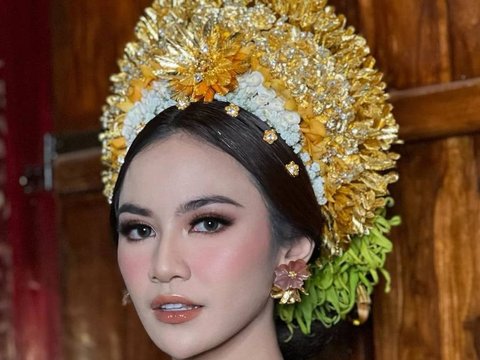Tampil dengan Kebaya Bali, ini 10 Potret Cantik Mahalini dalam Prosesi Adat Mepamit Jelang Pernikahan dengan Rizky Febian