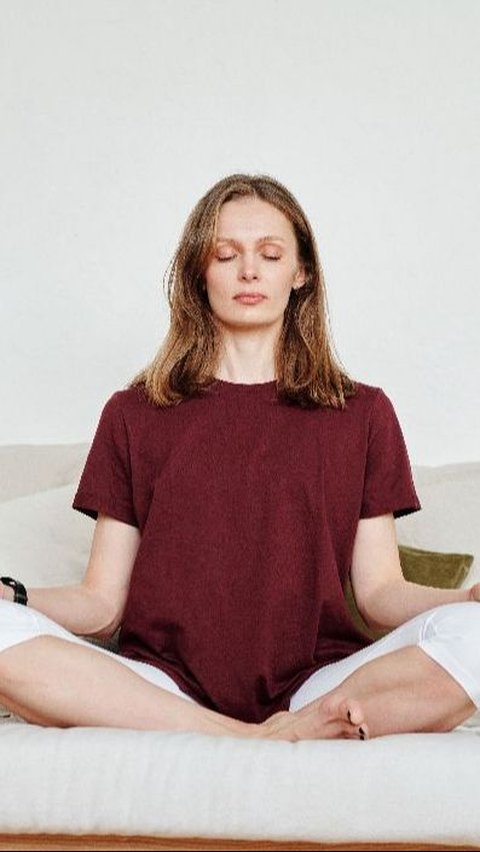 6. Praktikkan Yoga, Meditasi, dan Kesadaran