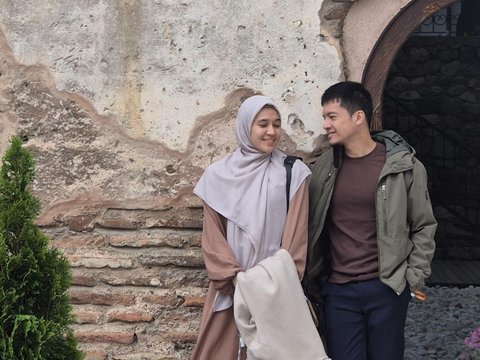 Romantis! Potret Dimas Seto dan Dhini Aminarti saat Jalan-jalan di Turki, jadi Perjalanan Safar Terlama
