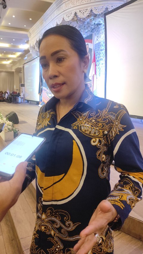 Ratu Wula Ngadu Talu menyatakan siap maju sebagai bakal calon Bupati Sumba Barat Daya.