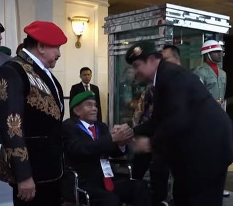 SBY Salami dan Tepuk-tepuk Pipi Ryamizard Pensiunan Jenderal TNI Eks Menteri Pertahanan