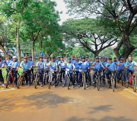 Jaga Kebugaran, Pangkoopsudnas Ajak Gowes Bareng Personel Makoopsudnas