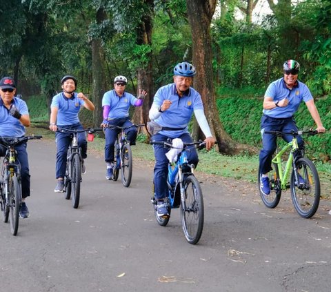 Jaga Kebugaran, Pangkoopsudnas Ajak Gowes Bareng Personel Makoopsudnas